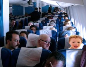 Kids on flights: 5 tips to avoid and 5 tips for parents